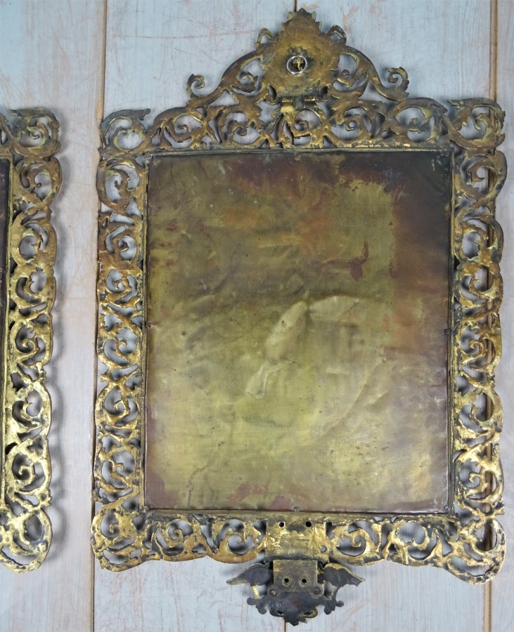 Pair of Victorian brass wall mirrors (2).JPG